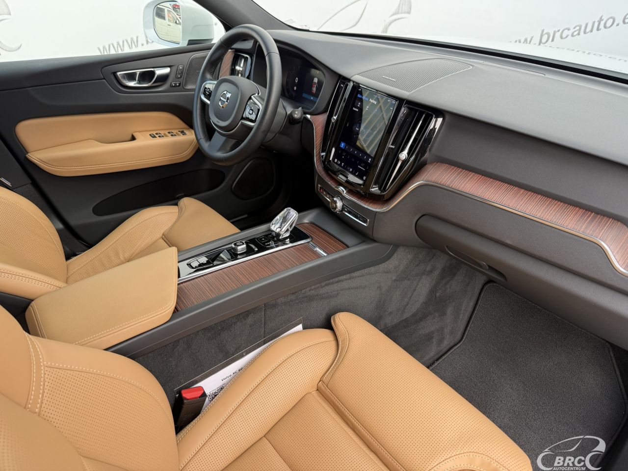 Volvo XC60 | 8