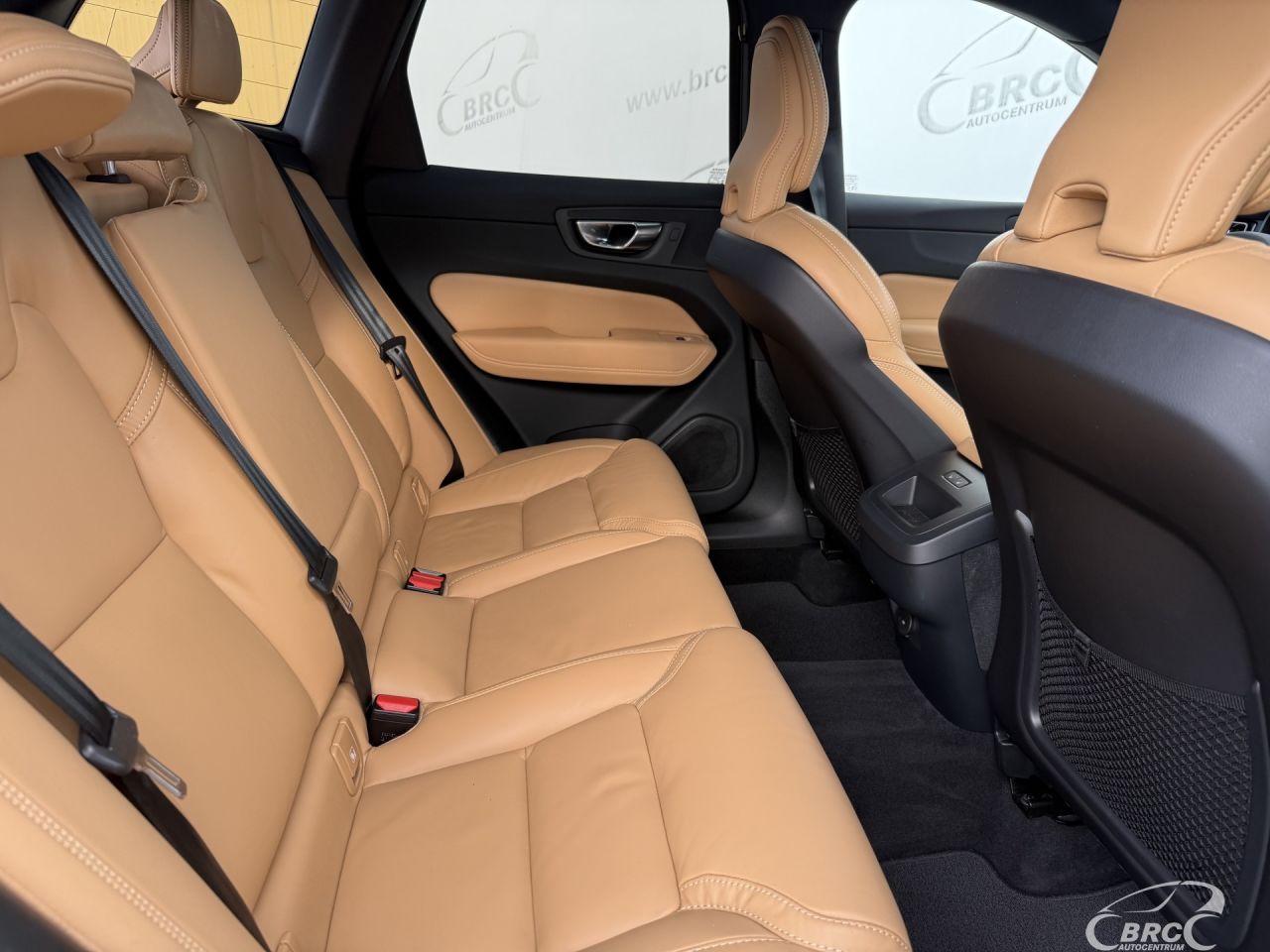 Volvo XC60 | 12