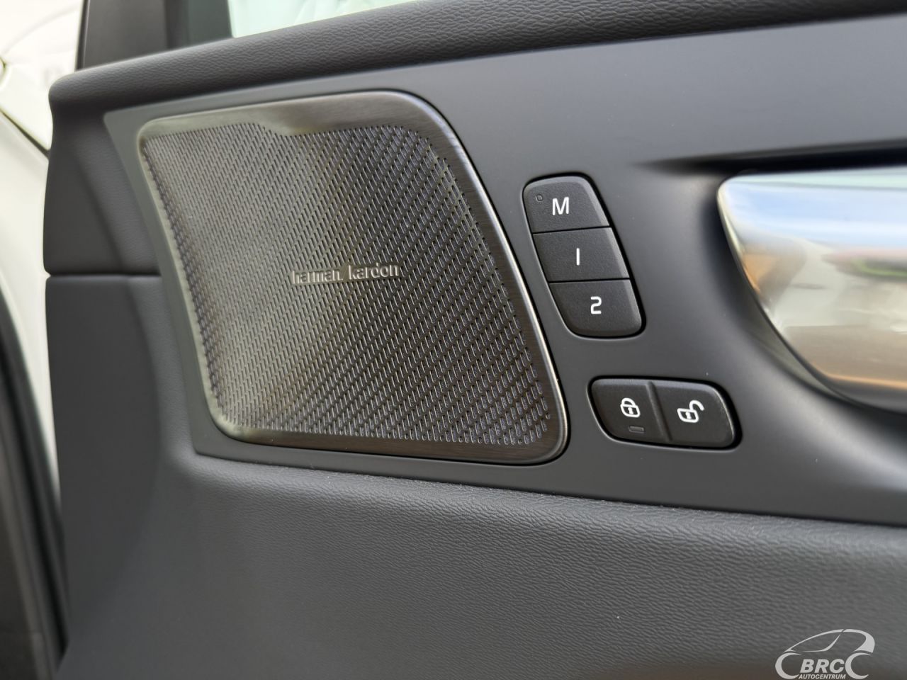Volvo XC60 | 7
