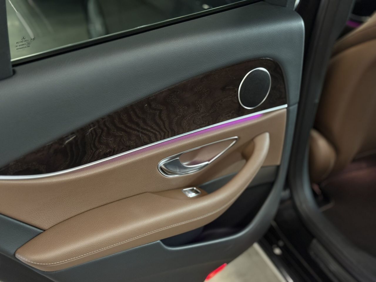 Mercedes-Benz E220 | 18