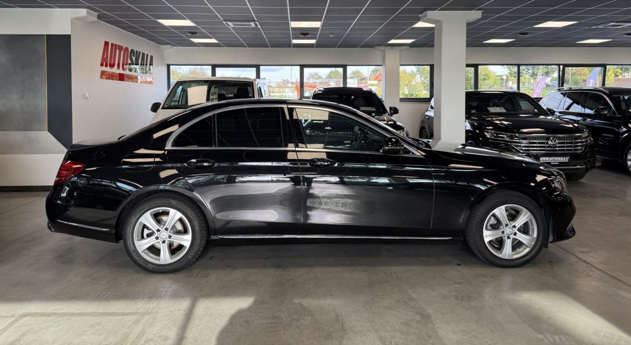 Mercedes-Benz E220 | 9