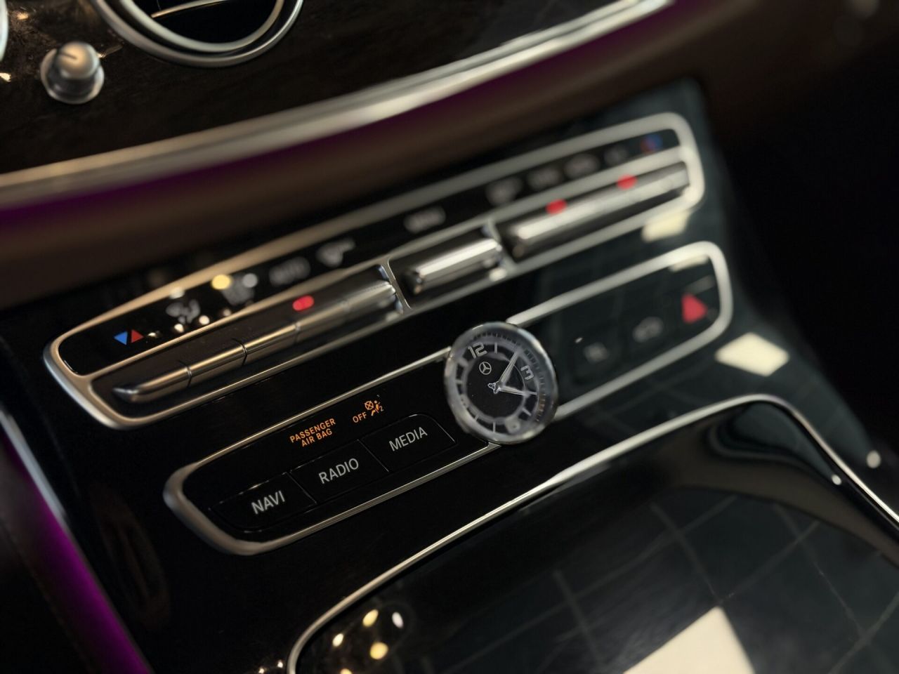 Mercedes-Benz E220 | 36