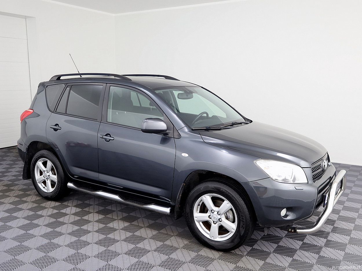 Toyota RAV4, 2.0 l., visureigis