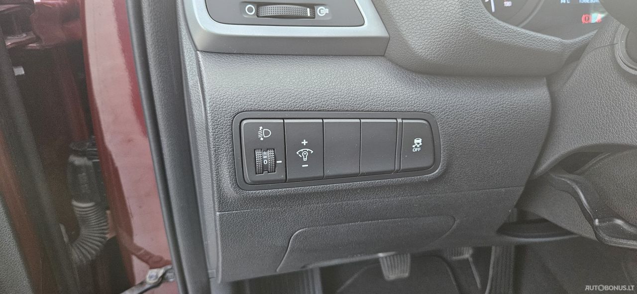 Hyundai Tucson | 12