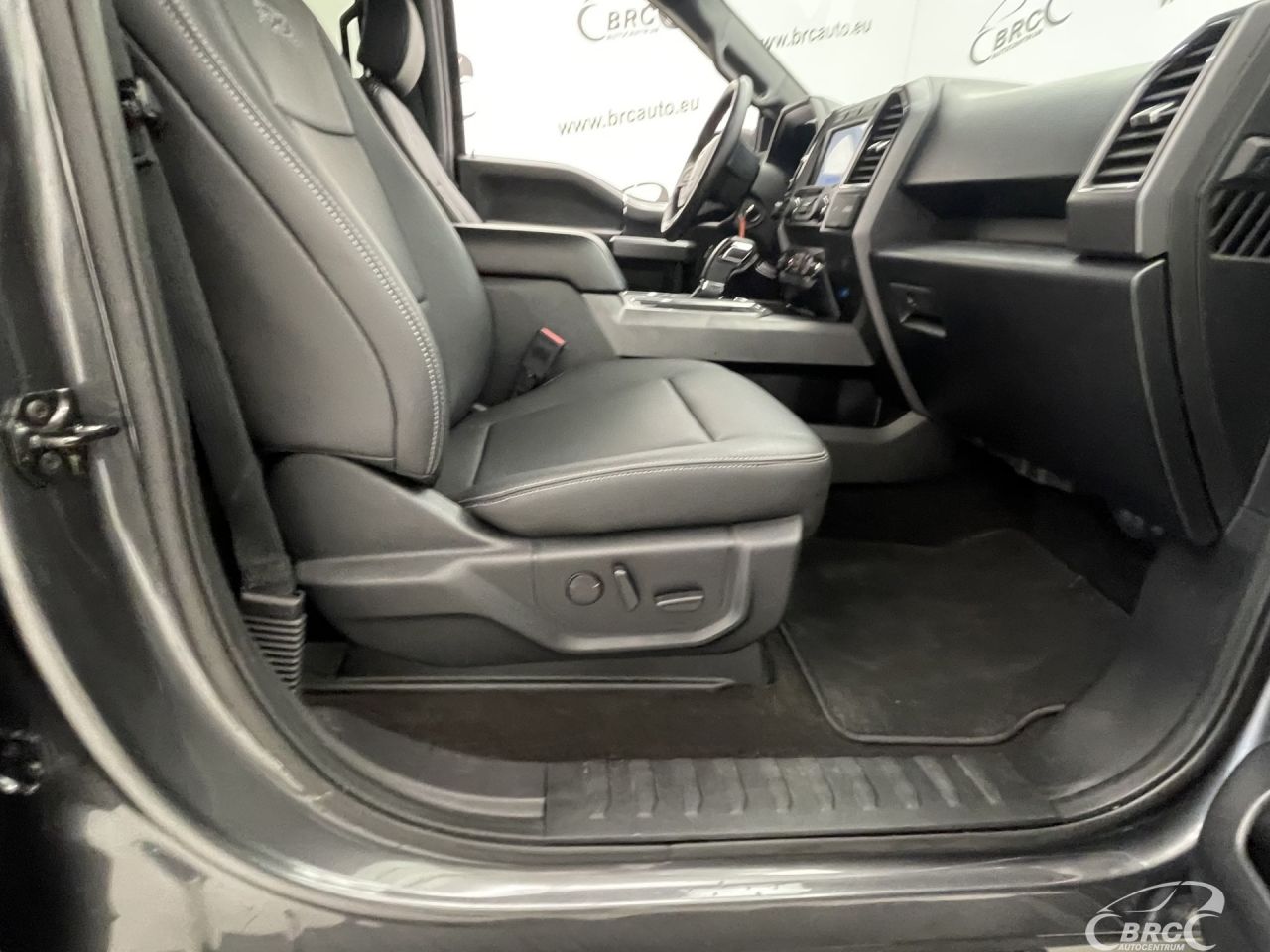 Ford F-150 | 5