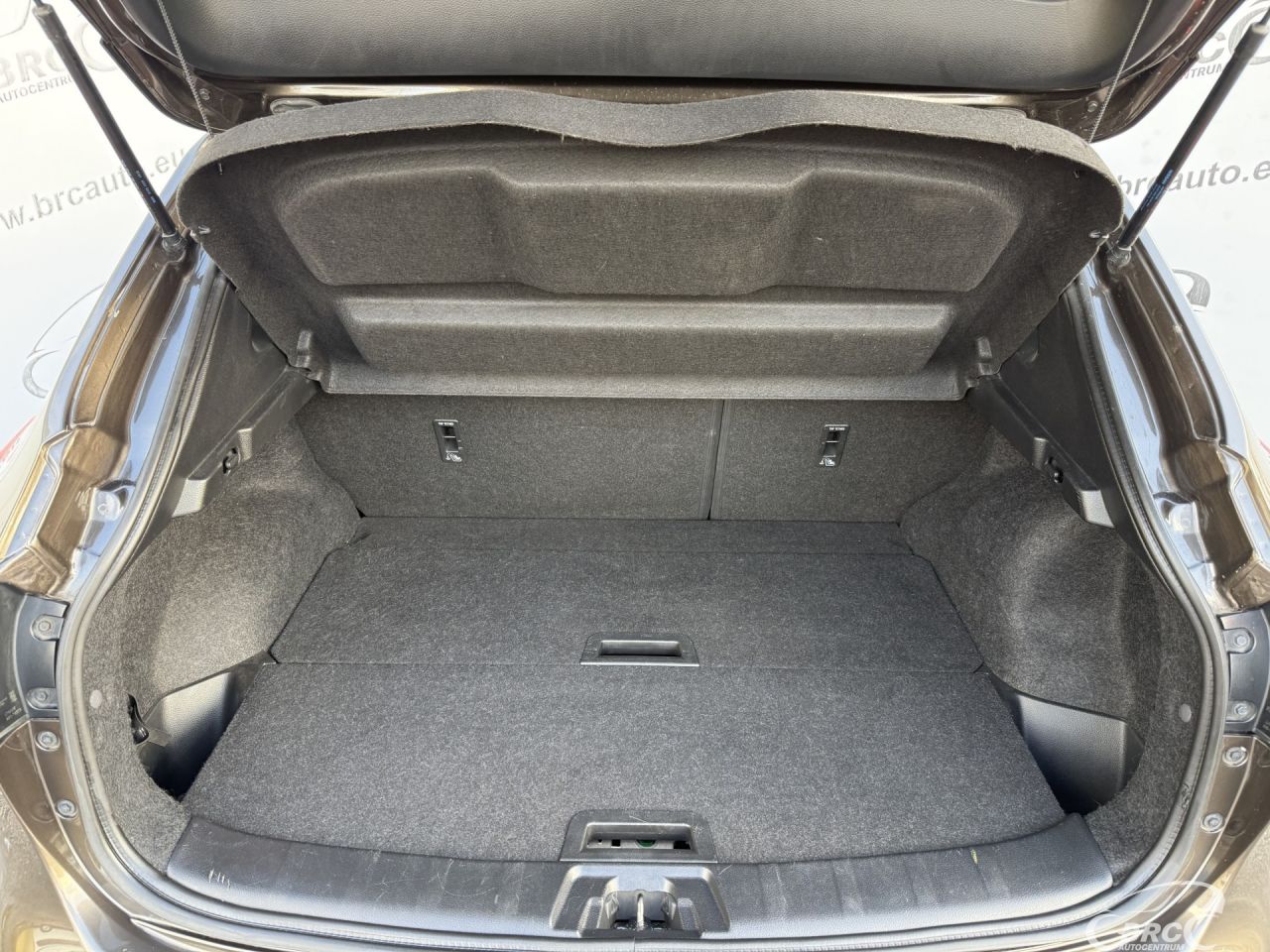 Nissan Qashqai | 12