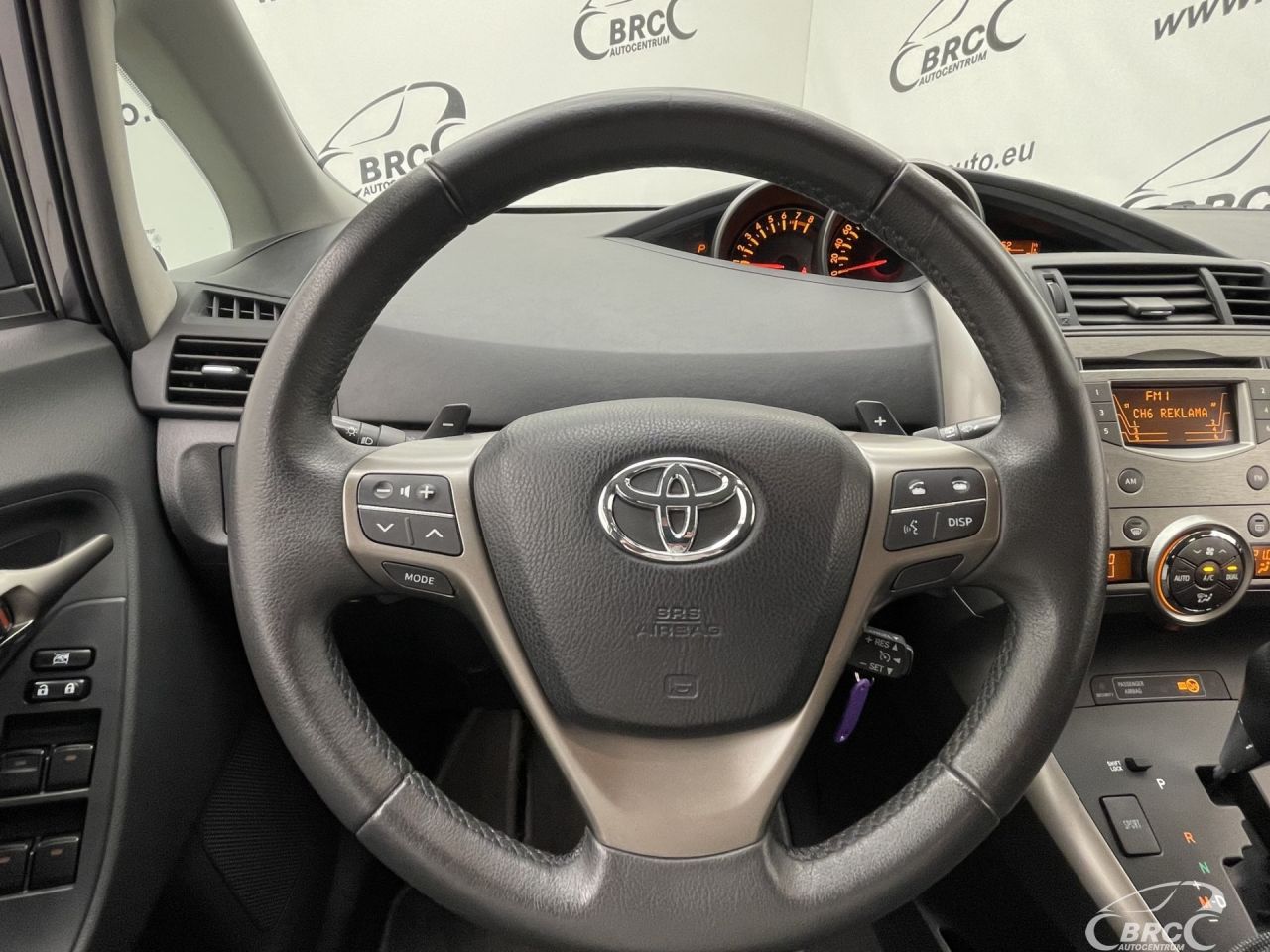 Toyota Verso | 25