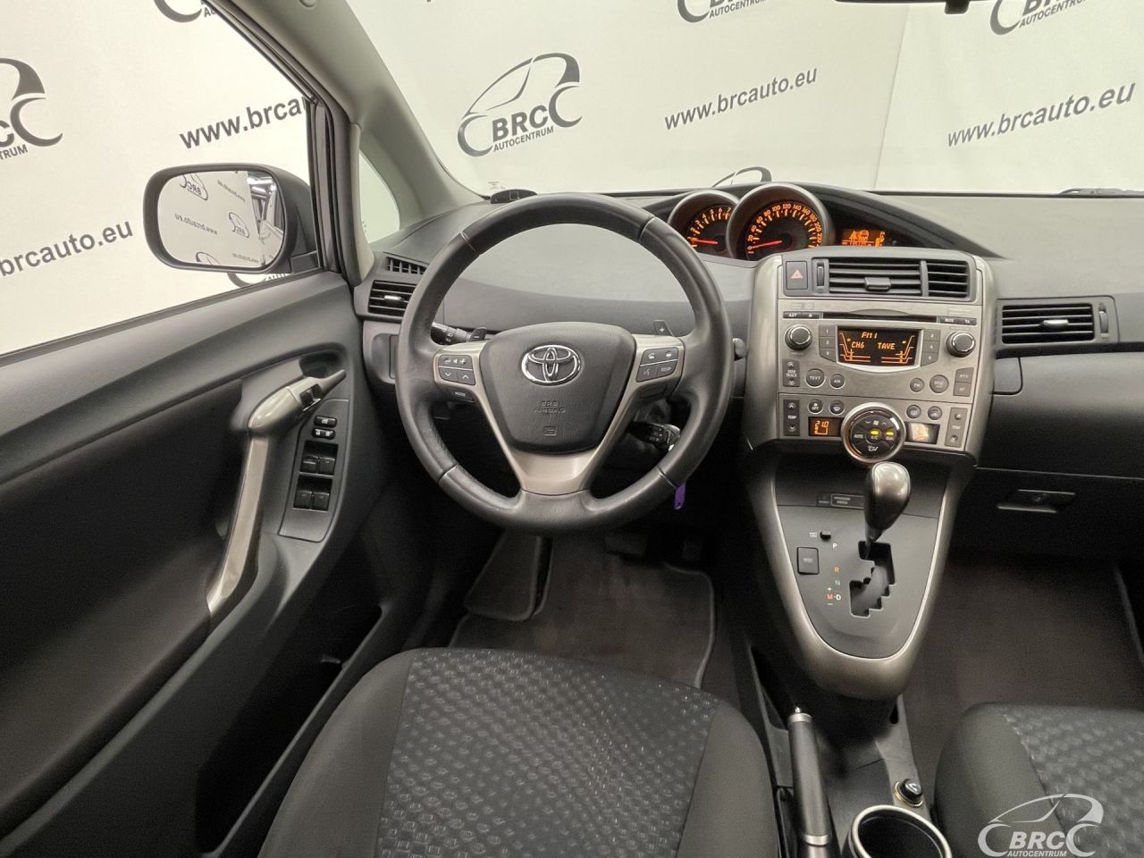 Toyota Verso | 12