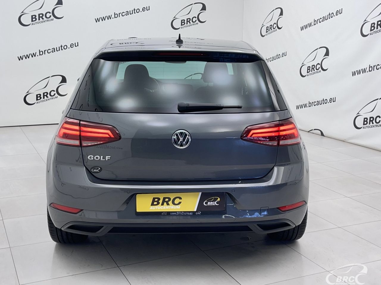 Volkswagen Golf | 83