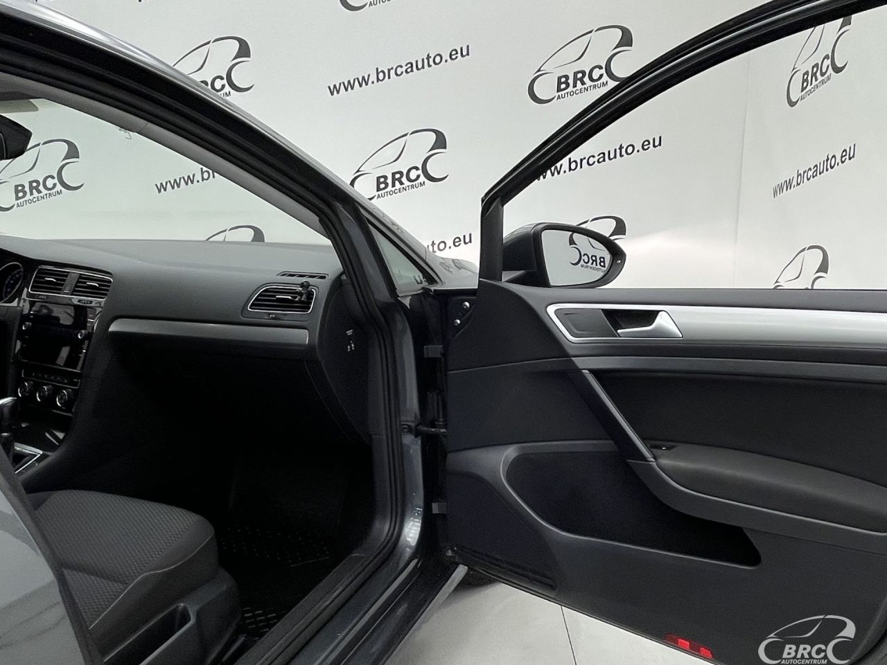 Volkswagen Golf | 14