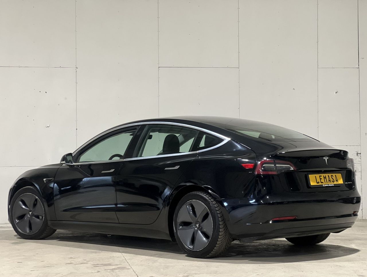 Tesla Model 3 | 2