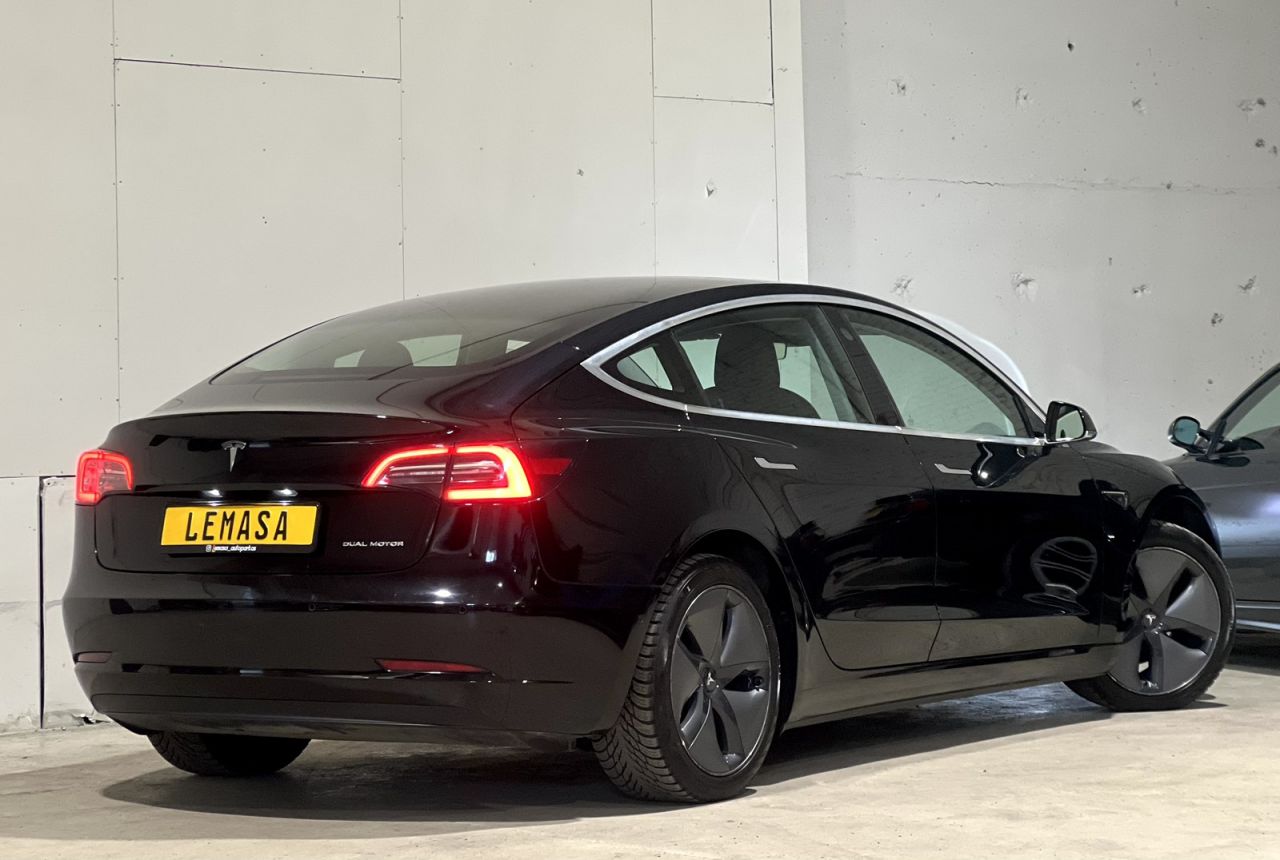 Tesla Model 3 | 3