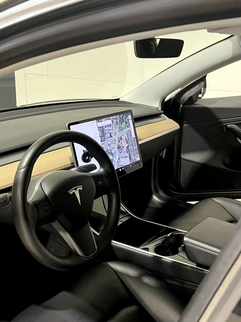 Tesla Model 3 | 5
