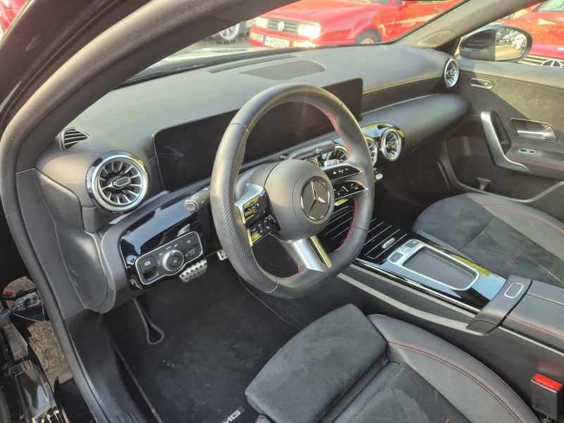 Mercedes-Benz A180 | 8