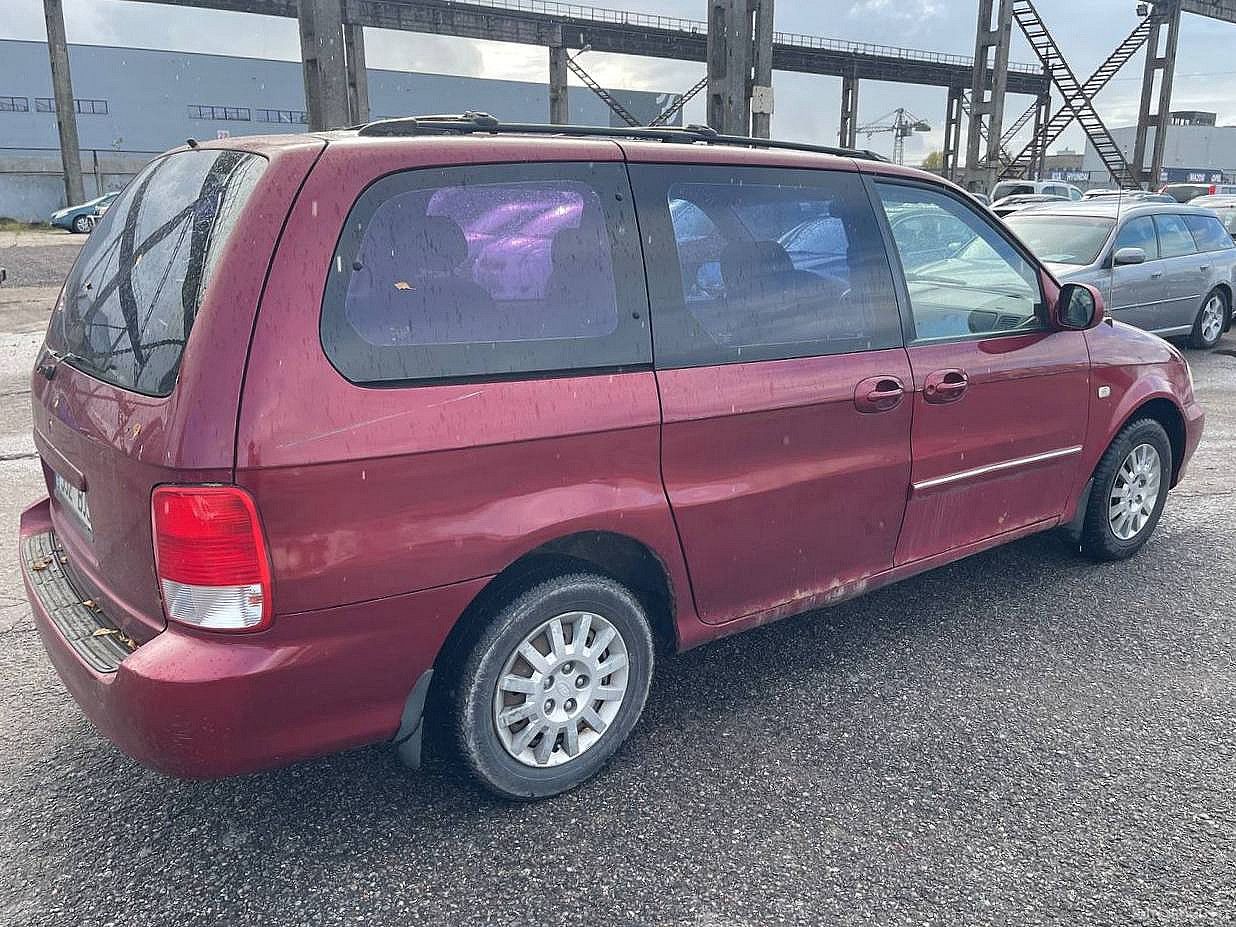 Kia Carnival | 2