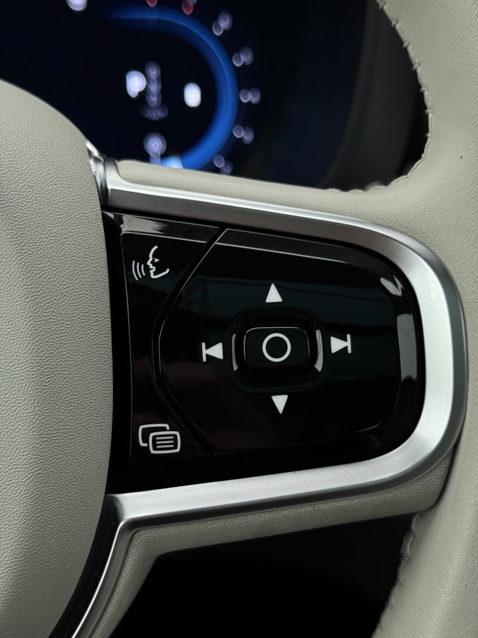 Volvo XC60 | 30