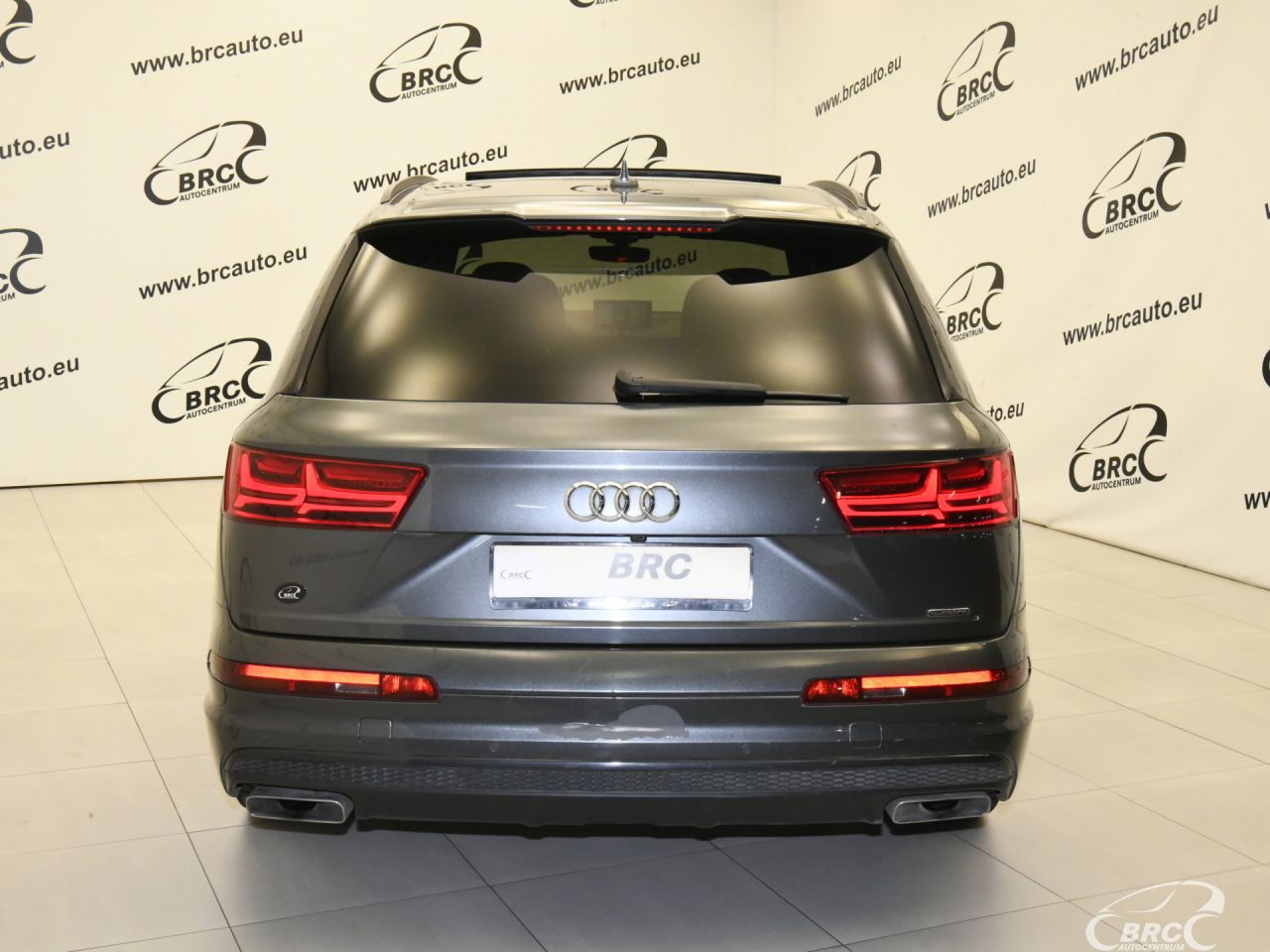 Audi Q7 | 14
