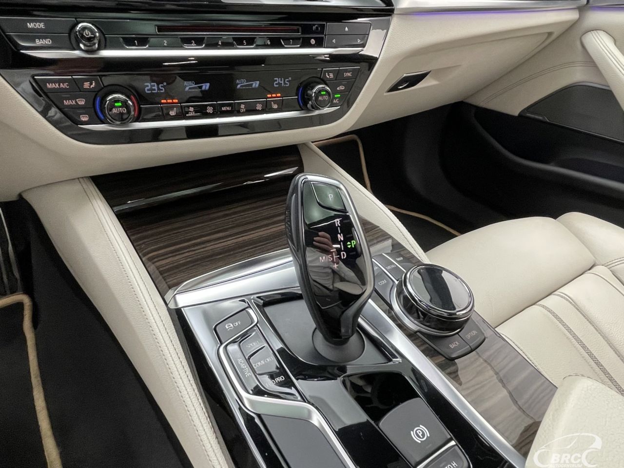 BMW M550 | 26