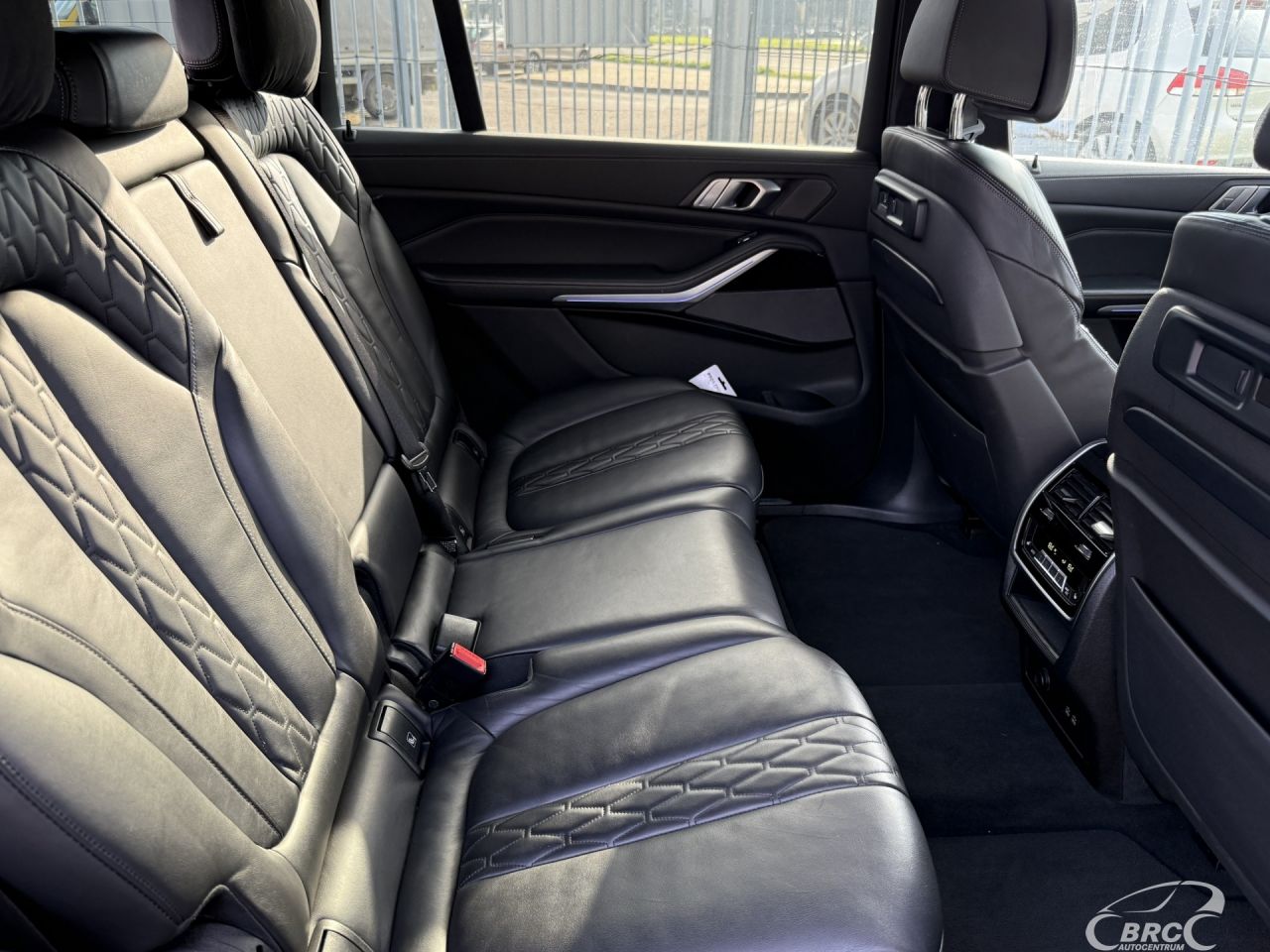 BMW X7 | 9