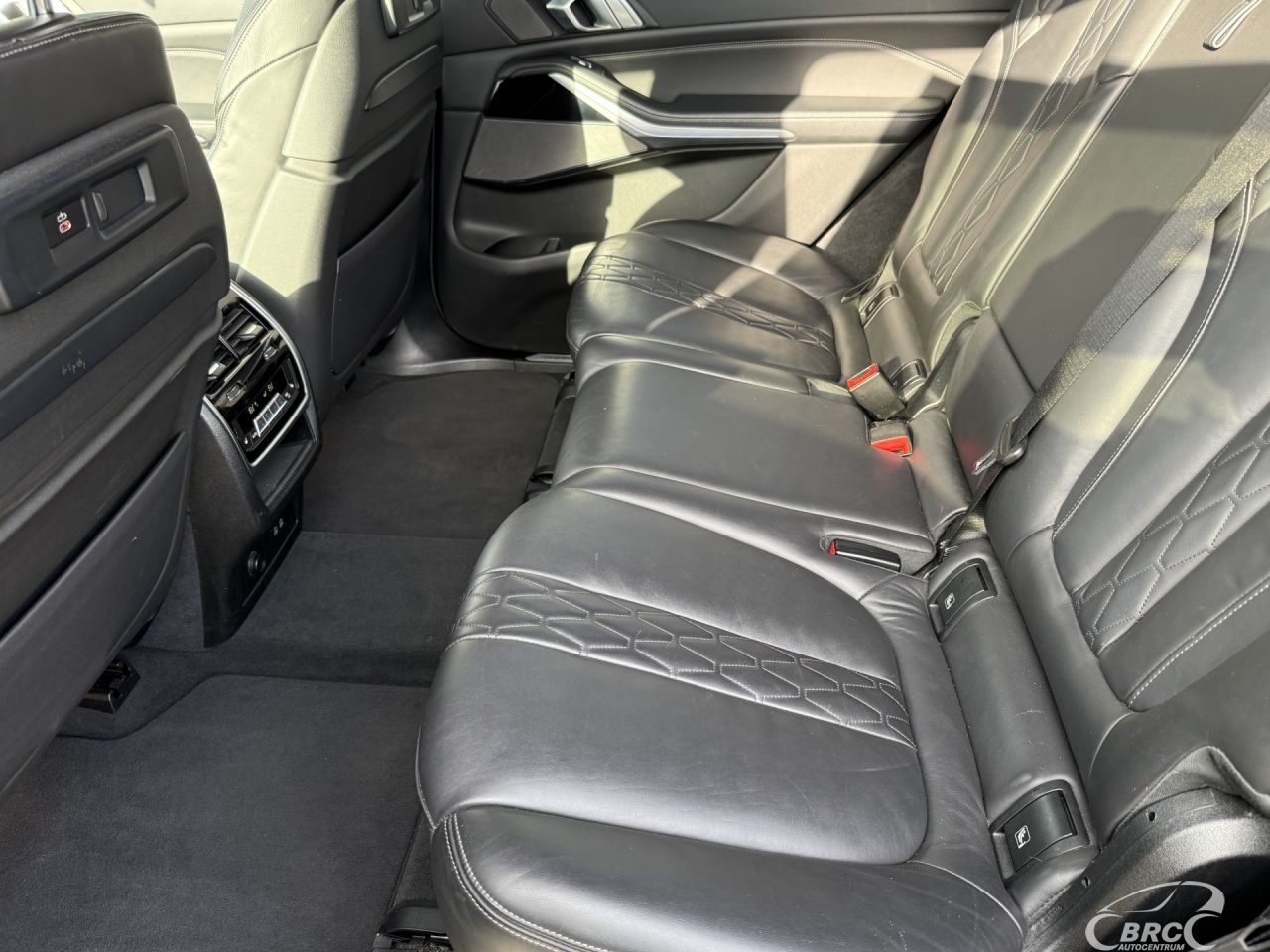 BMW X7 | 14