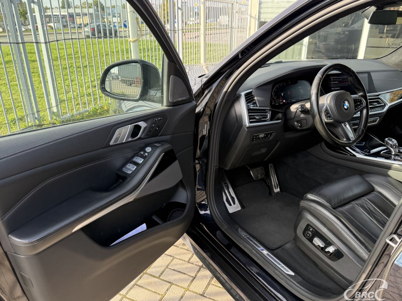 BMW X7 | 16