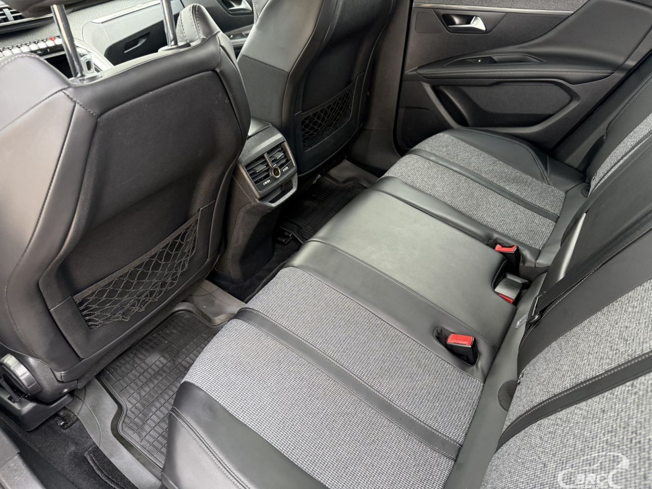 Peugeot 3008 | 14