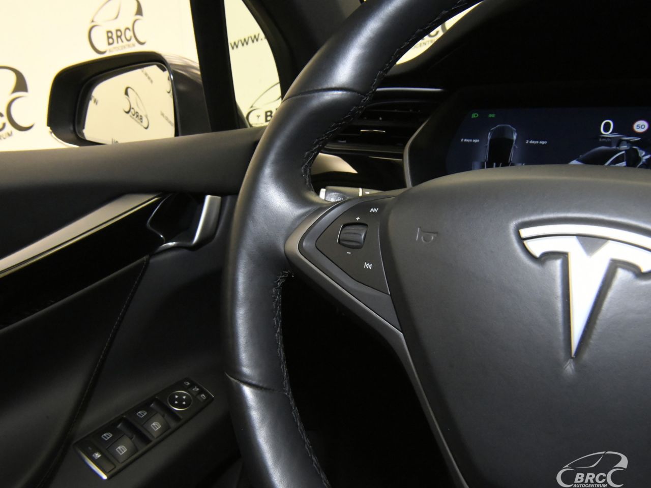 Tesla Model X | 27