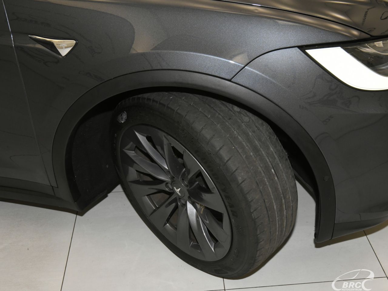 Tesla Model X | 47