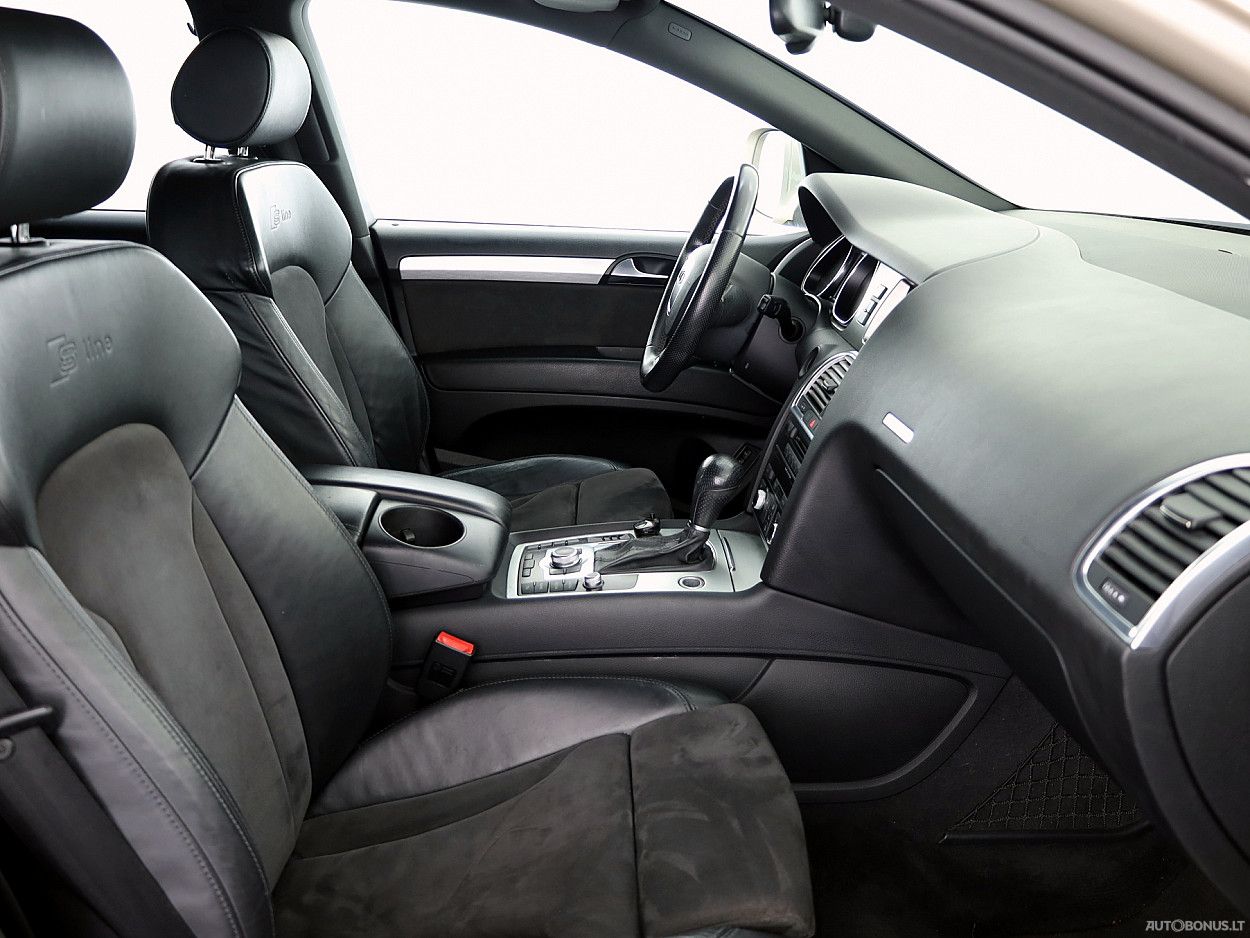 Audi Q7 | 5