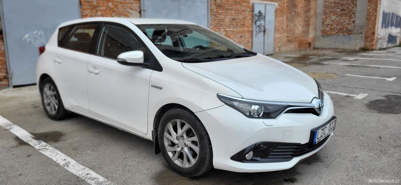 Toyota Auris, hečbekas