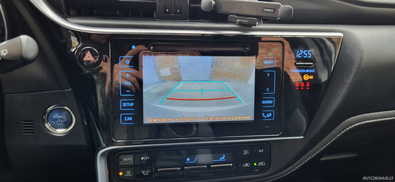 Toyota Auris | 11