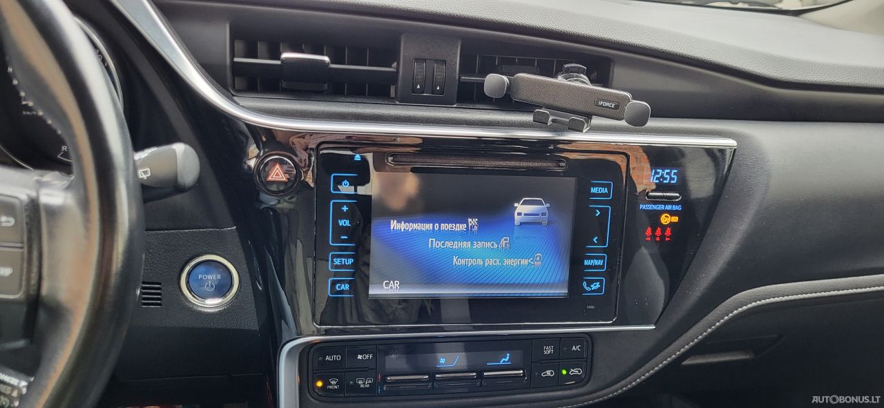Toyota Auris | 13