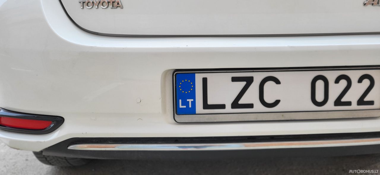 Toyota Auris | 6