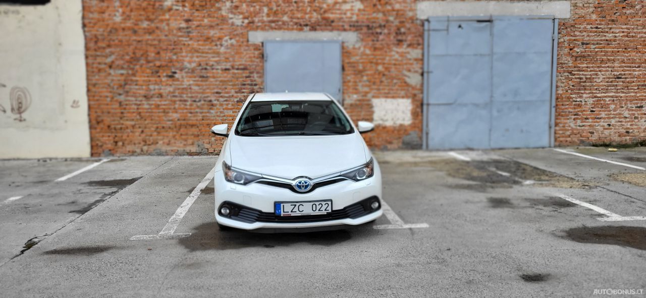 Toyota Auris | 7