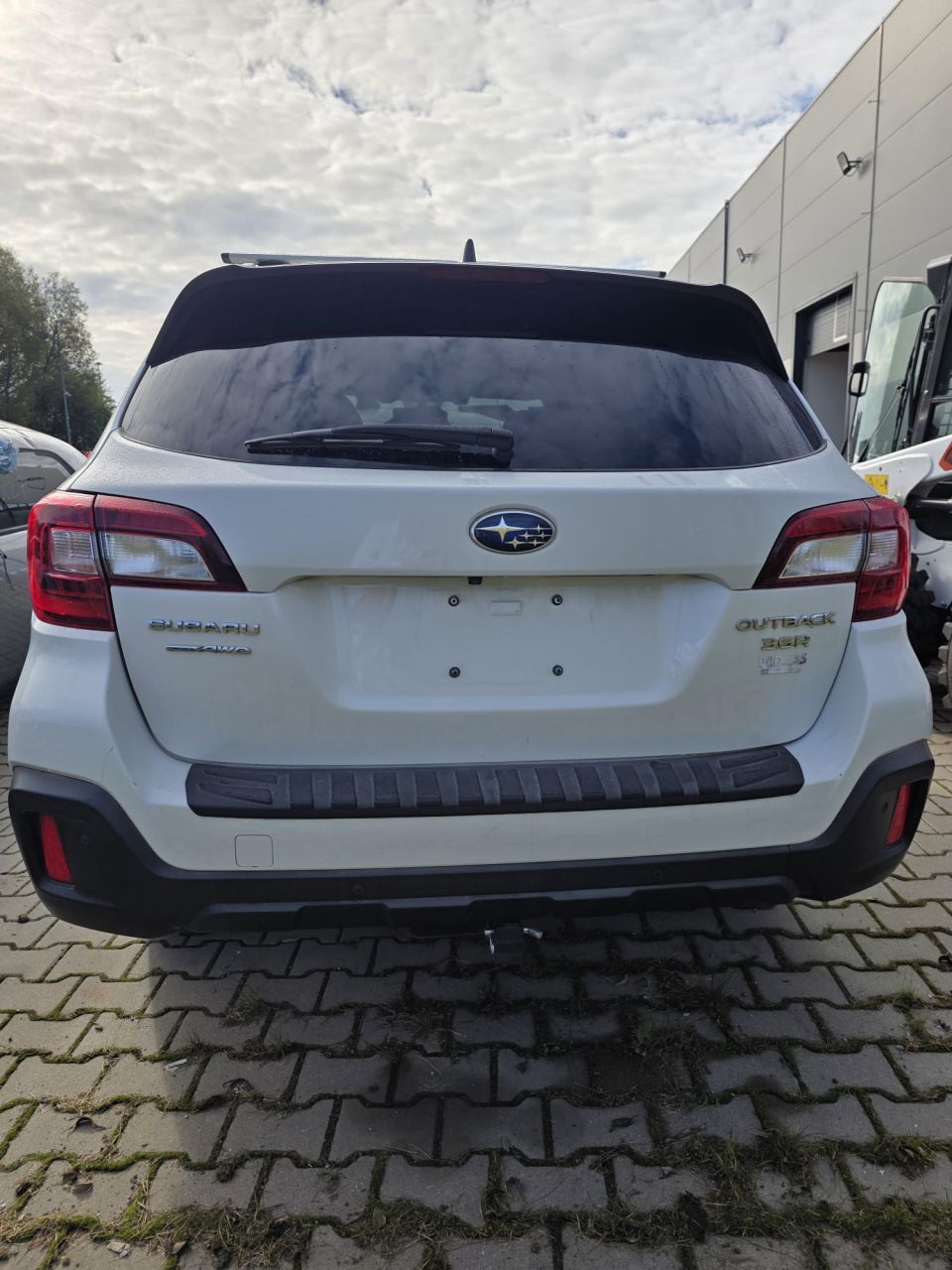Subaru Outback | 16