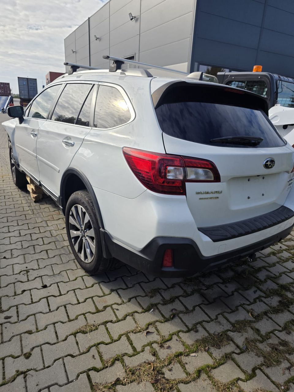 Subaru Outback | 3
