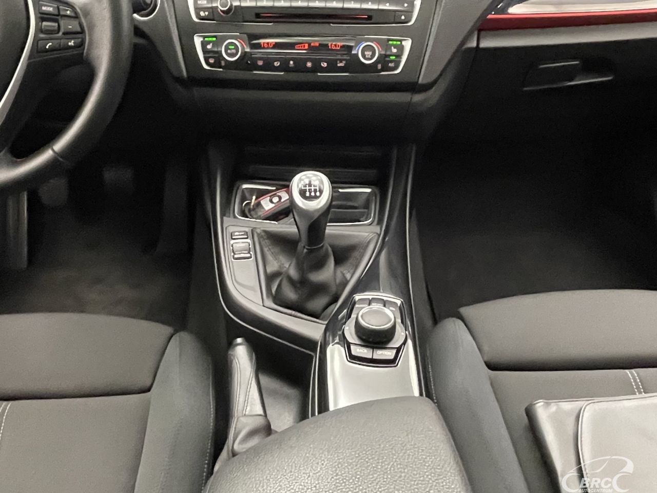 BMW 118 | 16