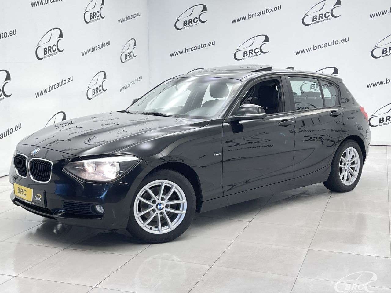 BMW 118, 2.0 l., hečbekas