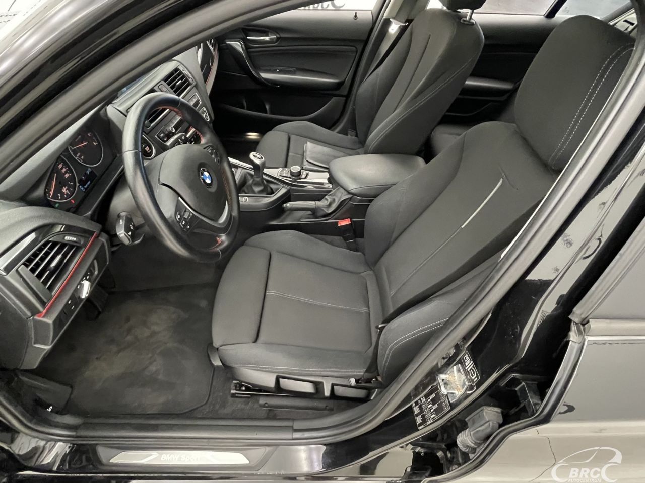 BMW 118 | 19