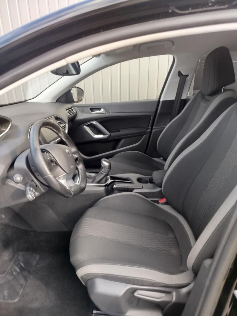 Peugeot 308 | 8