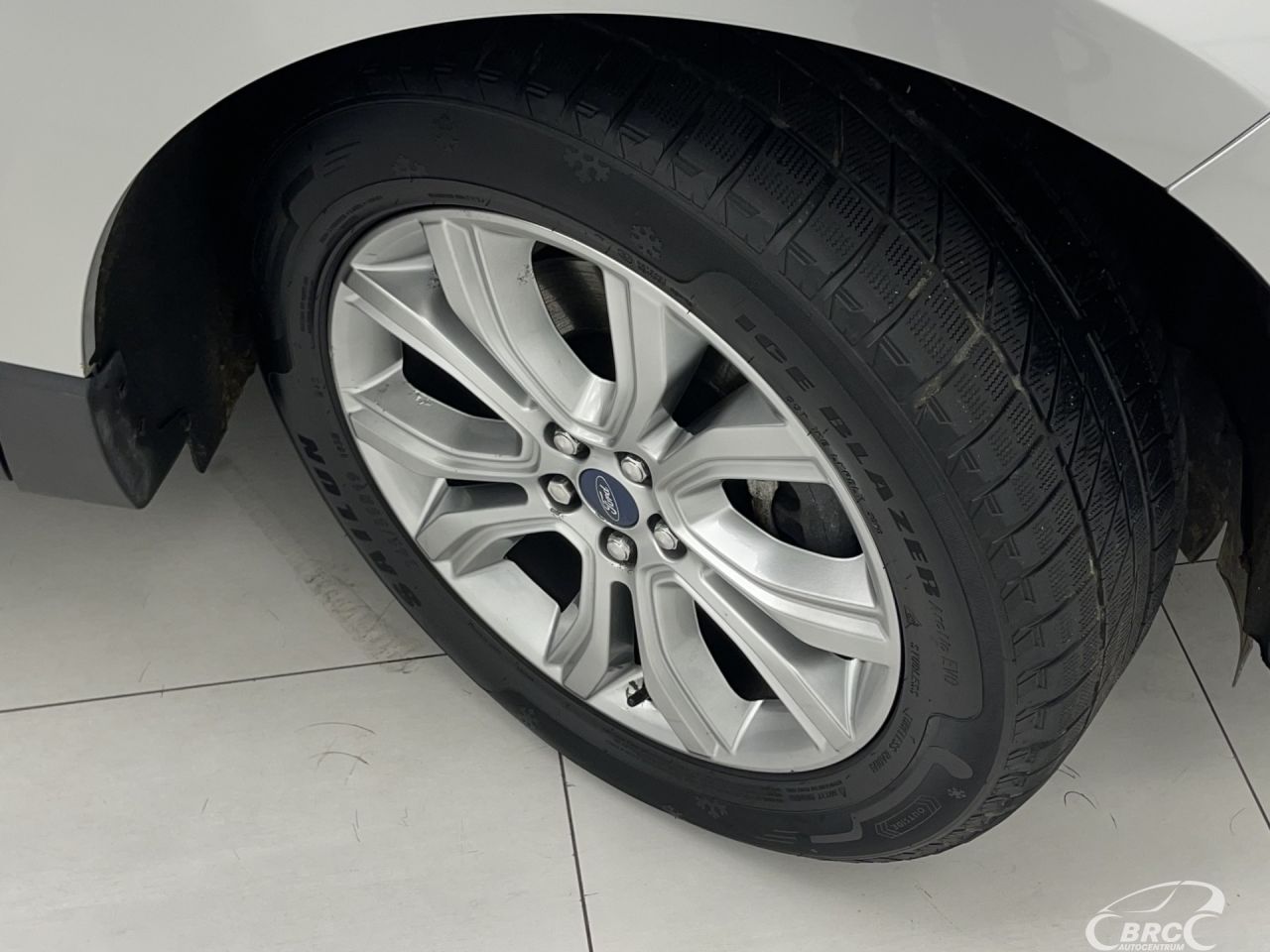 Ford Edge | 42