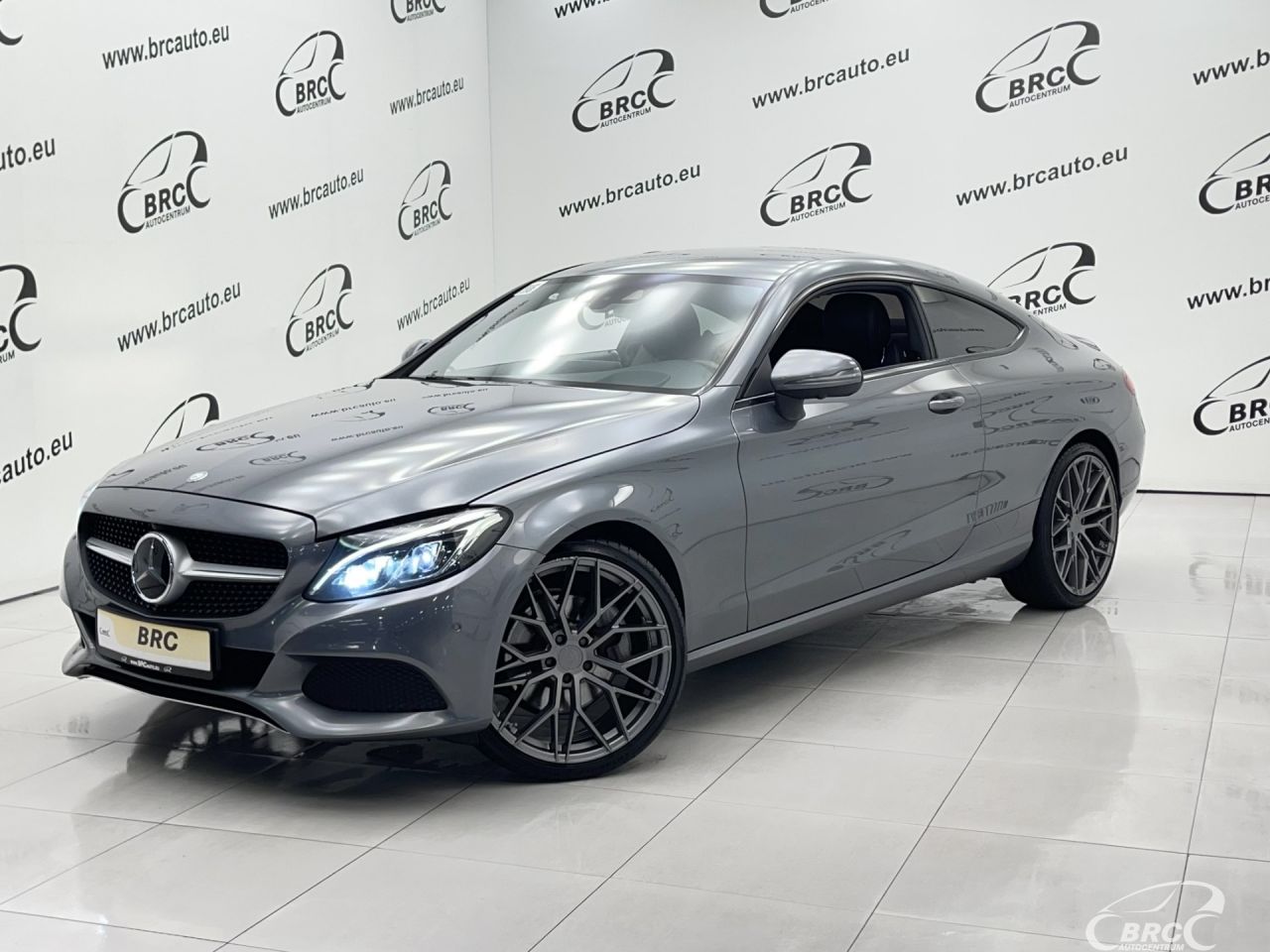 Mercedes-Benz C250 | 0