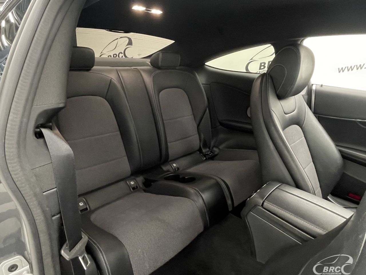 Mercedes-Benz C250 | 9