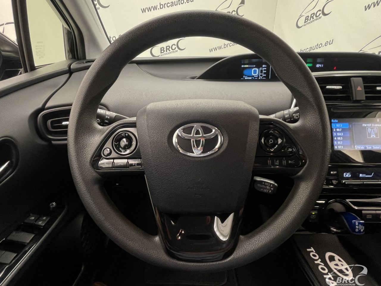 Toyota Prius | 26