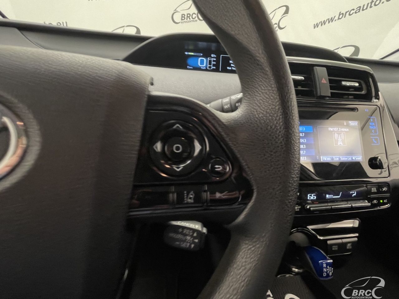 Toyota Prius | 27