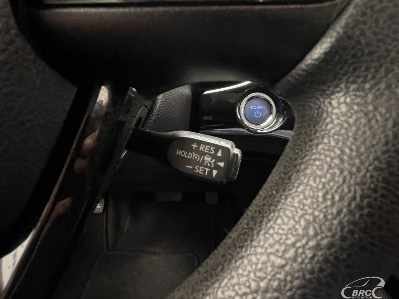 Toyota Prius | 29