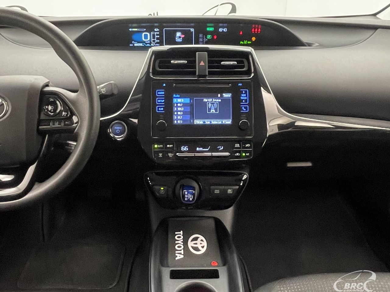 Toyota Prius | 14