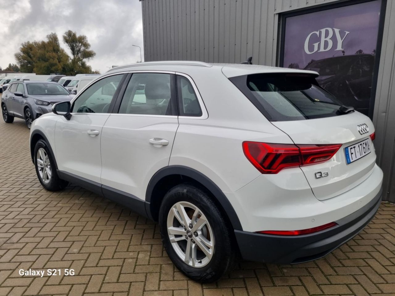 Audi Q3 | 4