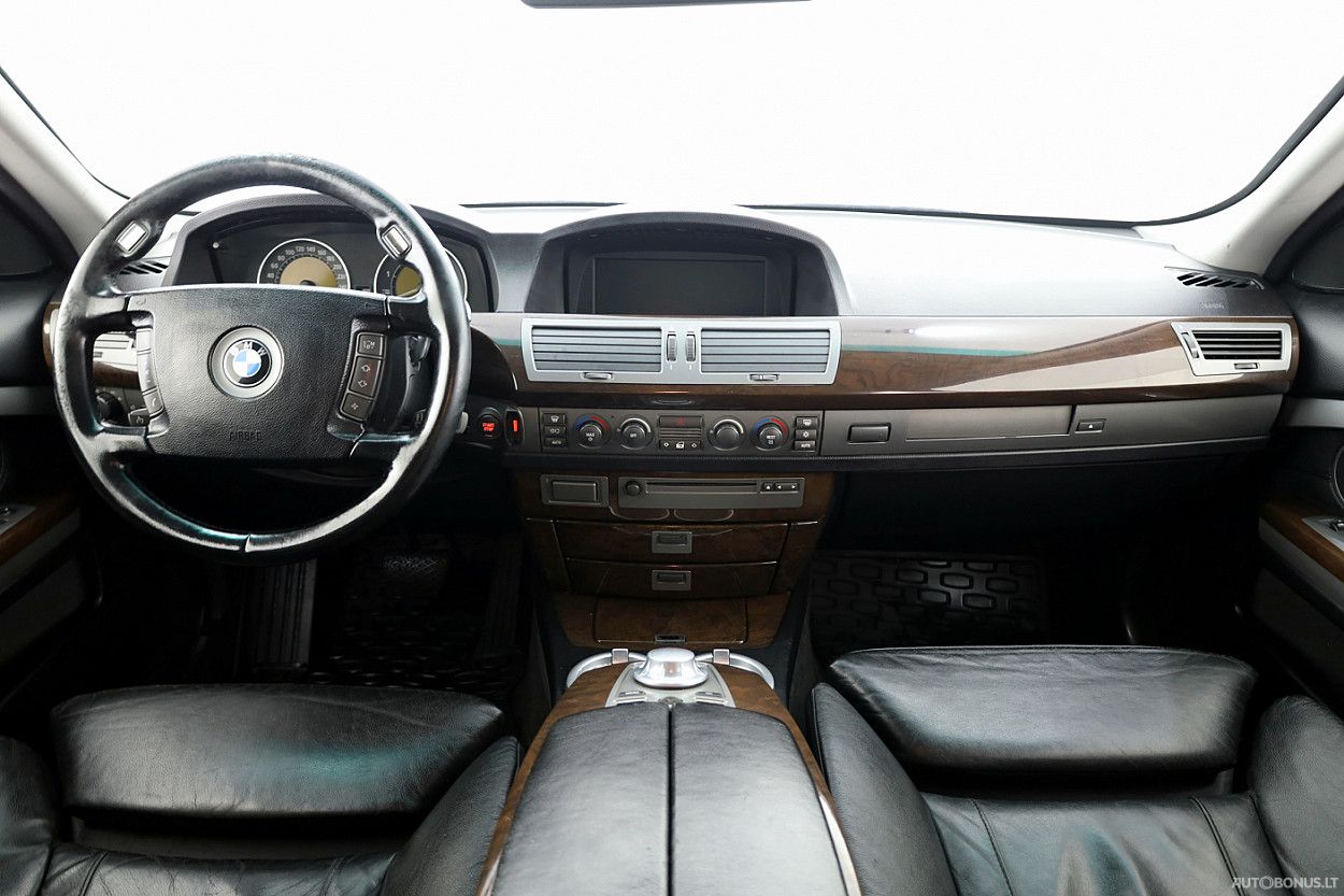 BMW 730 | 4