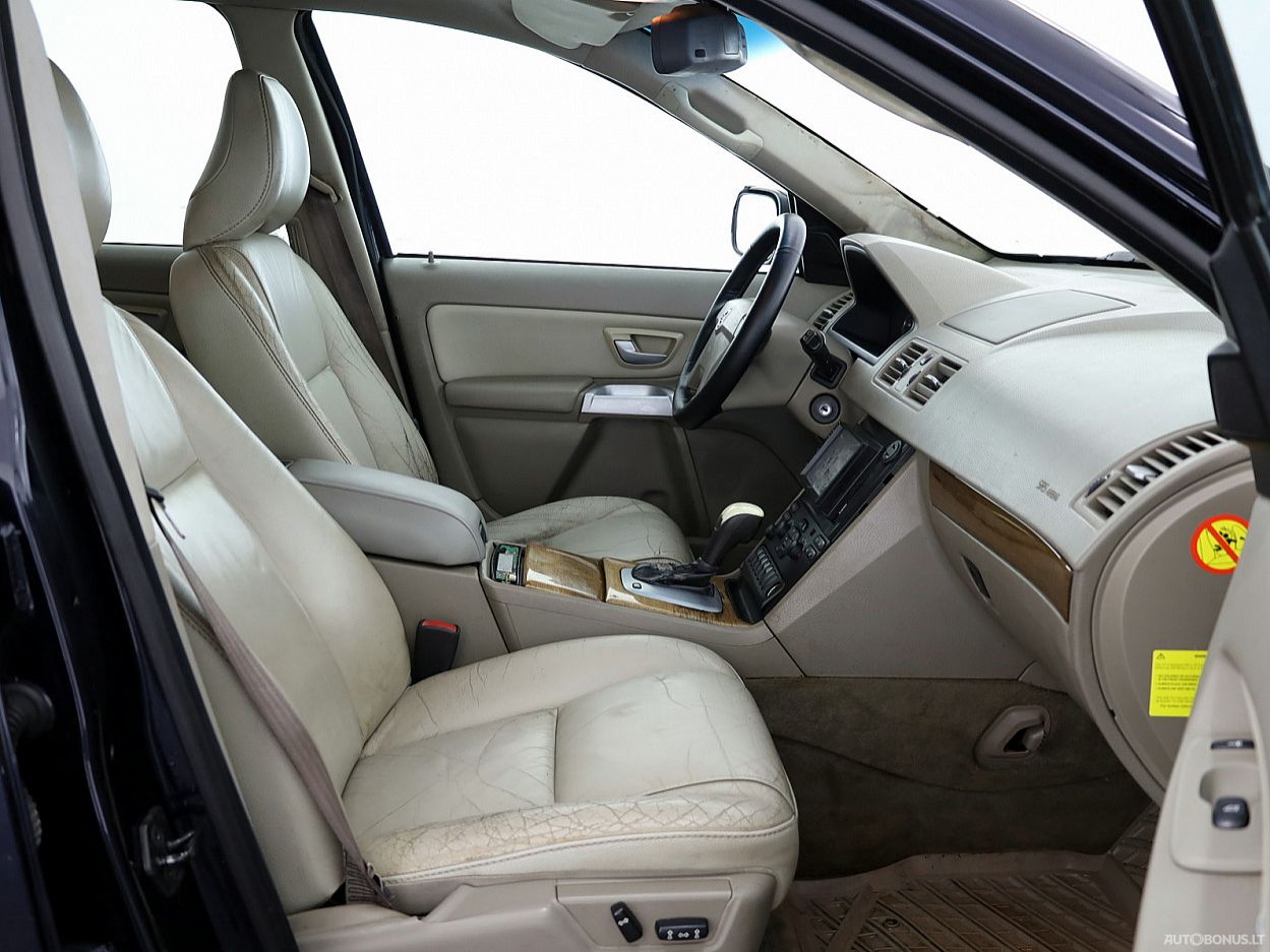 Volvo XC90 | 5